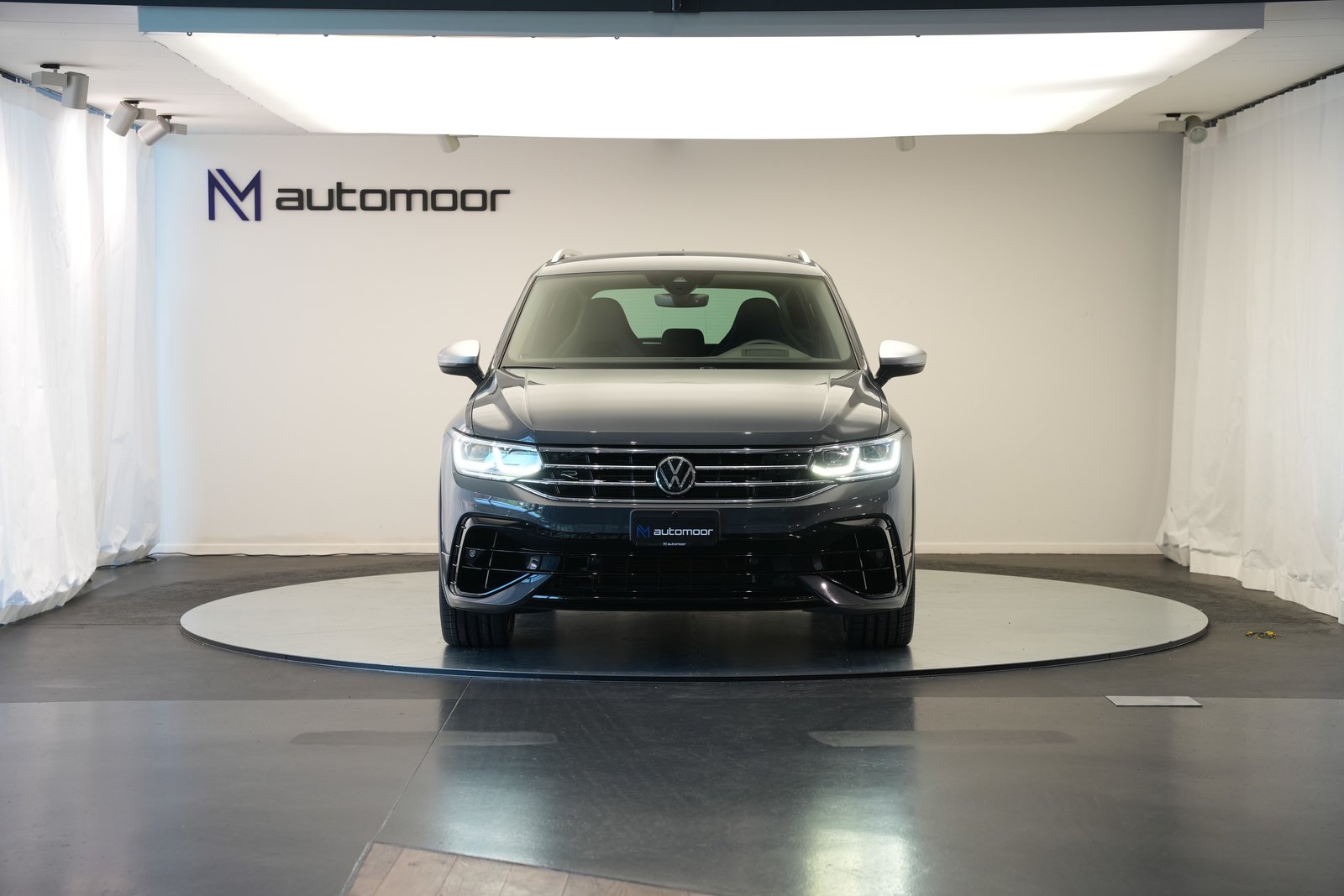 VW Tiguan 2.0TSI R 4Motion DSG *CH-Fahrzeug* *AHK*, Benzina, Occasioni / Usate, Automatico - 2