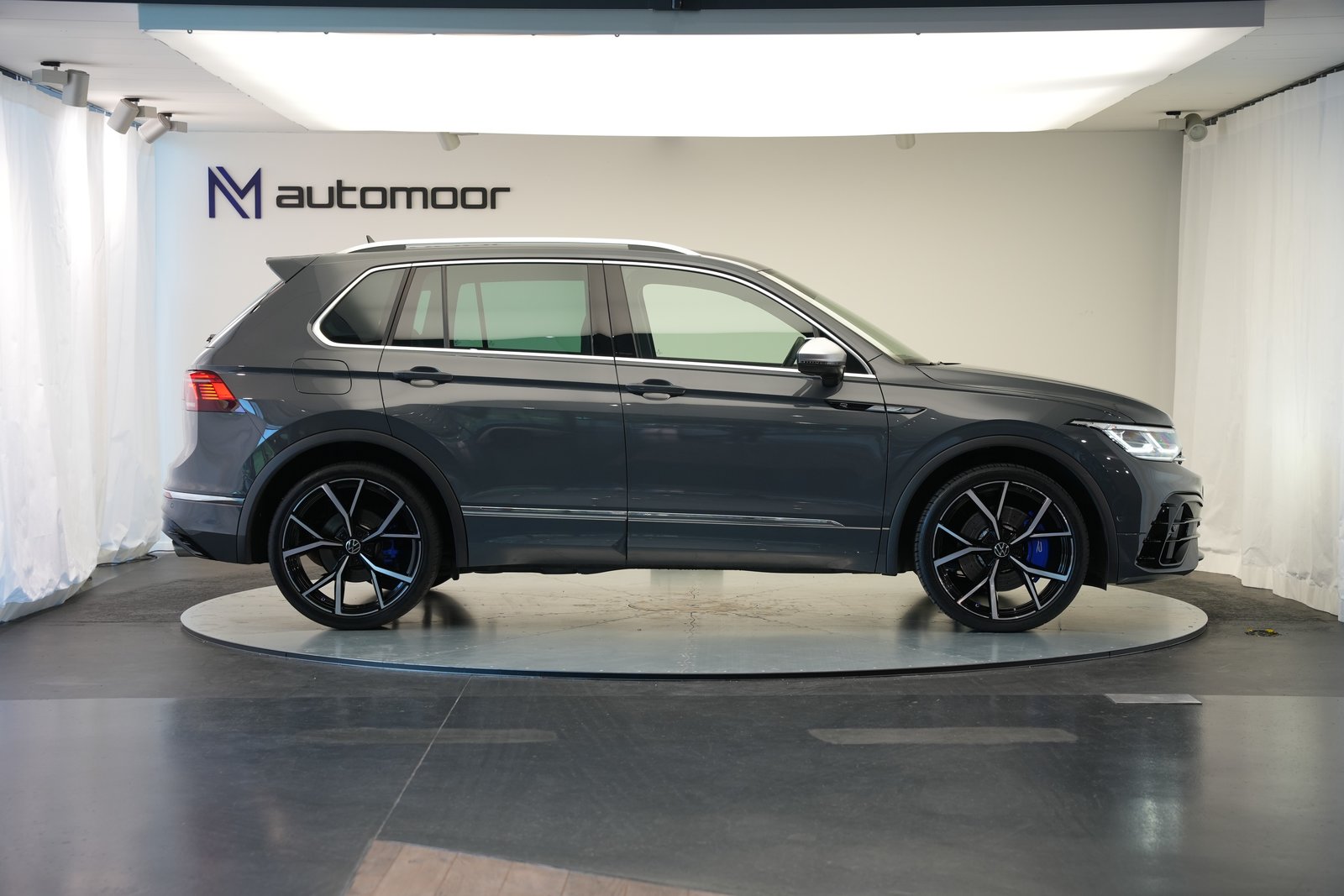 VW Tiguan 2.0TSI R 4Motion DSG *CH-Fahrzeug* *AHK*, Benzina, Occasioni / Usate, Automatico - 4