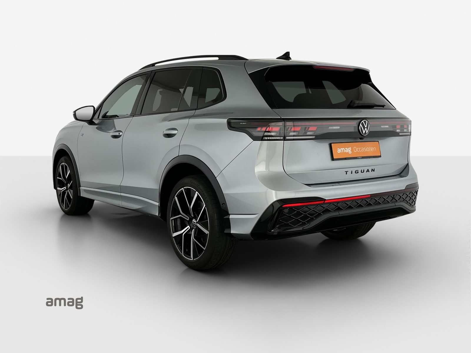 VW Tiguan R-Line, Benzina, Occasioni / Usate, Automatico - 3