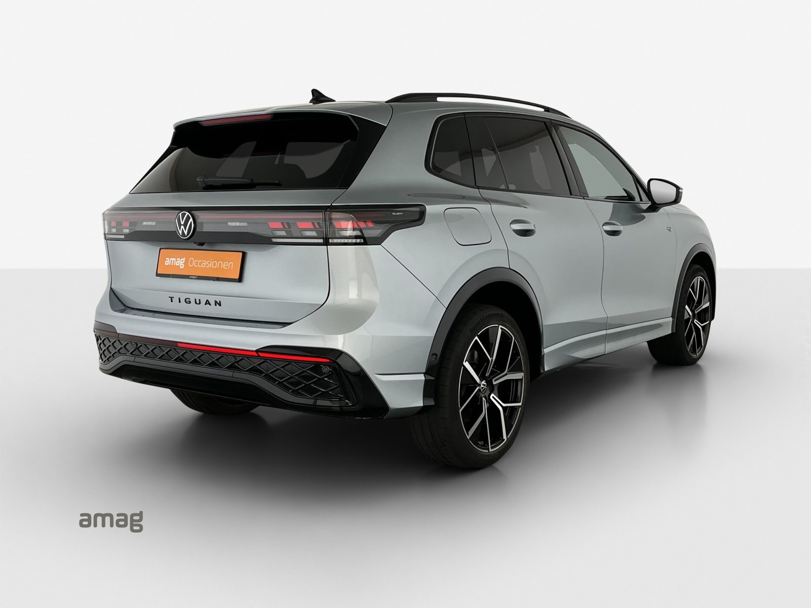 VW Tiguan R-Line, Benzina, Occasioni / Usate, Automatico - 5