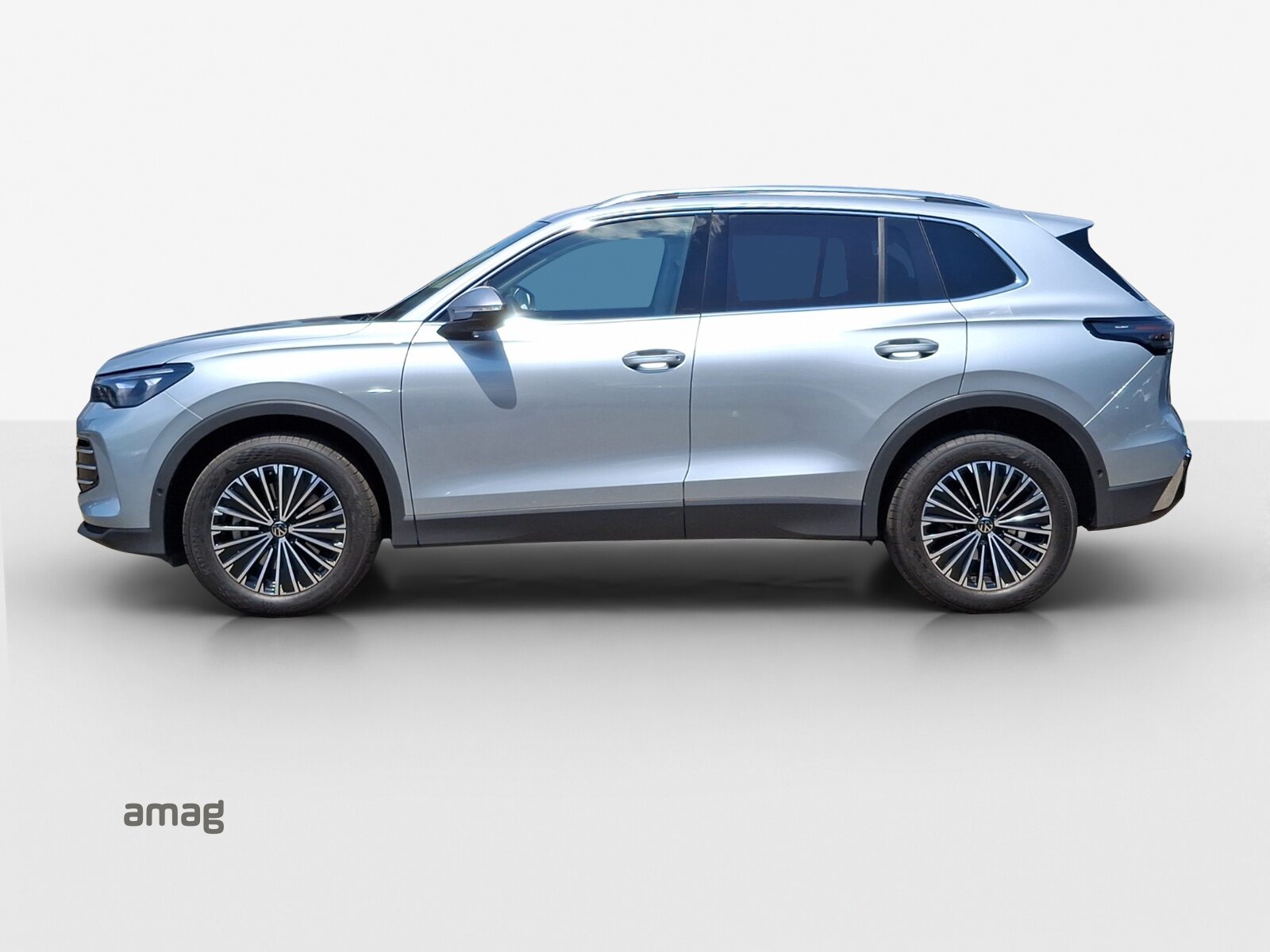 VW Tiguan Elegance, Benzina, Occasioni / Usate, Automatico - 2