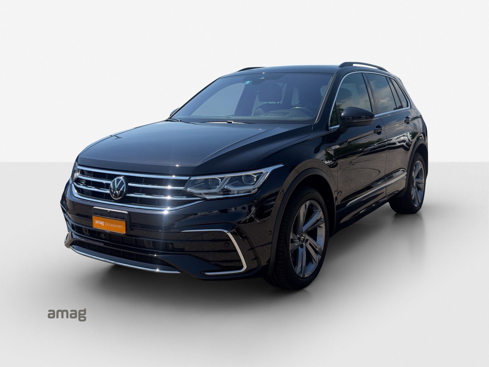 VW Tiguan R-Line