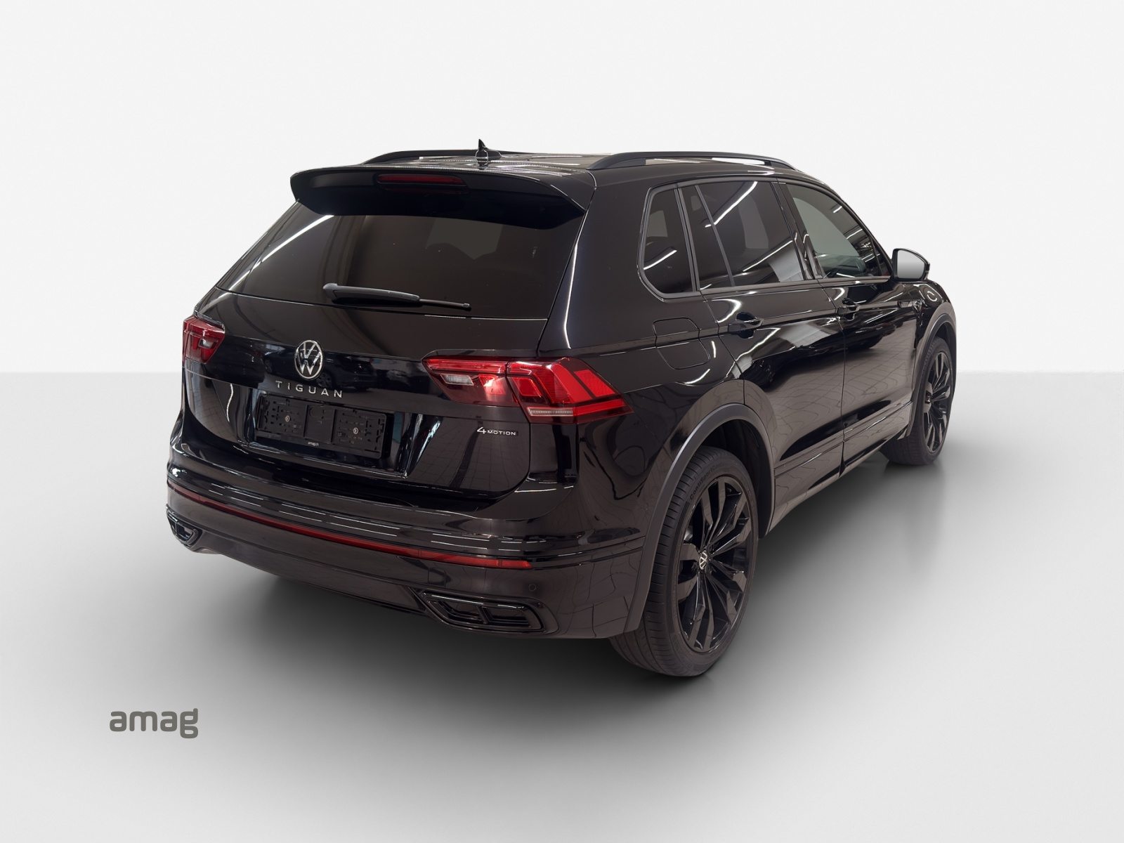VW Tiguan R-Line, Petrol, Second hand / Used, Automatic - 5