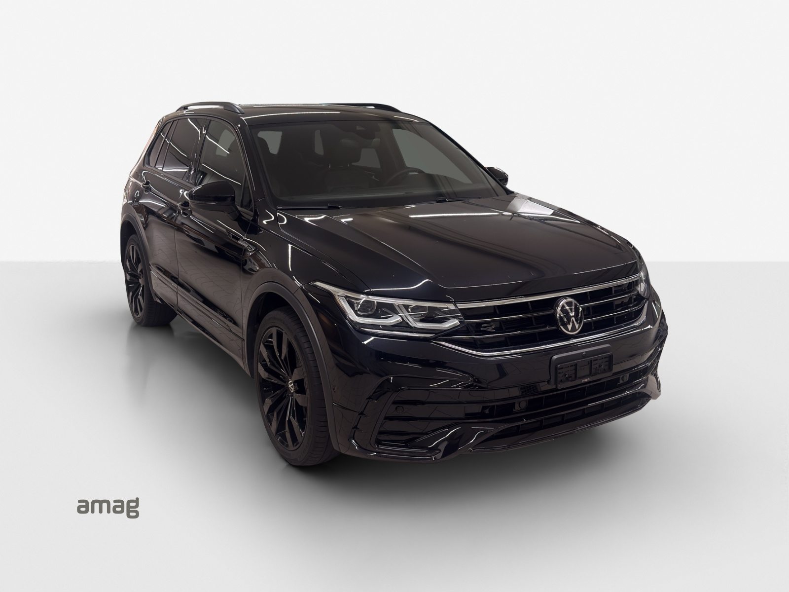 VW Tiguan R-Line, Petrol, Second hand / Used, Automatic - 6