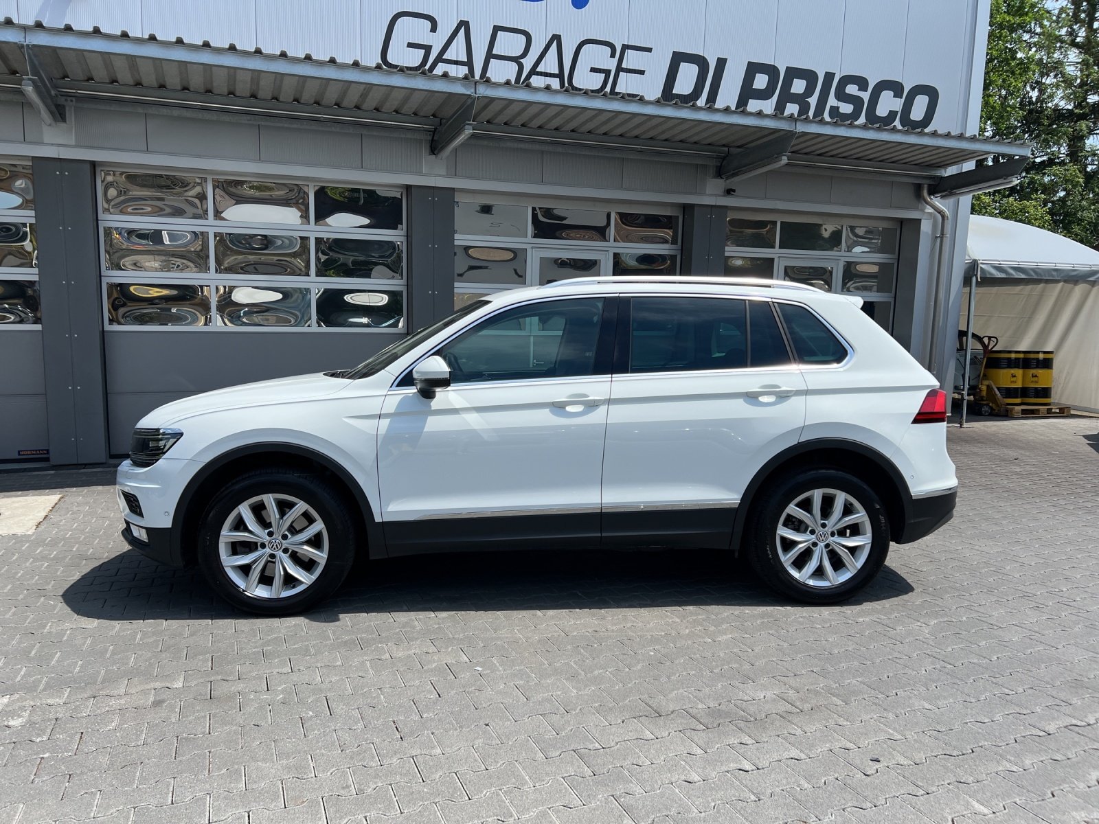 VW Tiguan 2.0TSI Highline 4Motion DSG, Petrol, Second hand / Used, Automatic - 2