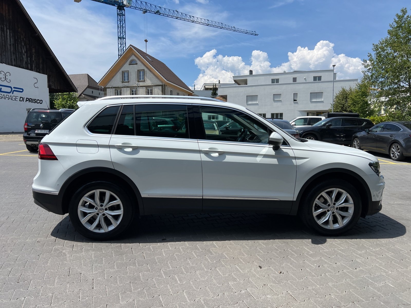 VW Tiguan 2.0TSI Highline 4Motion DSG, Petrol, Second hand / Used, Automatic - 5