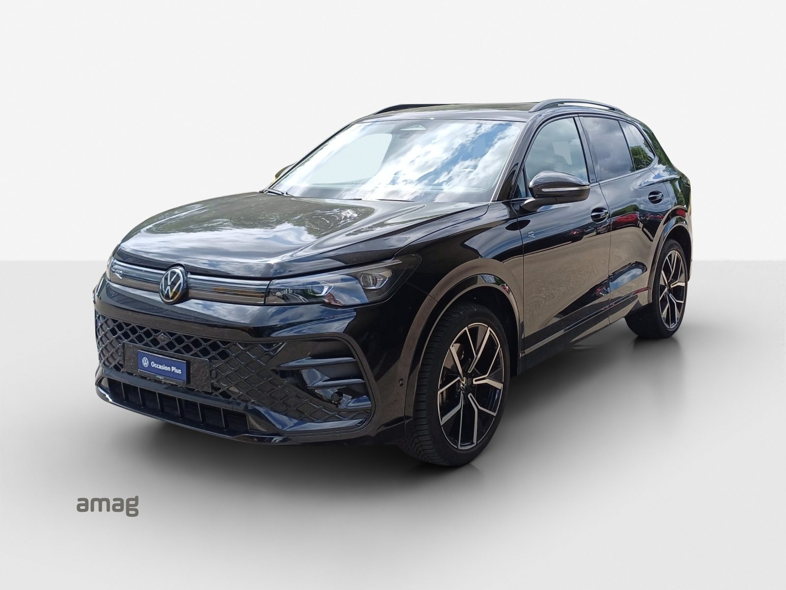 VW Tiguan R-Line