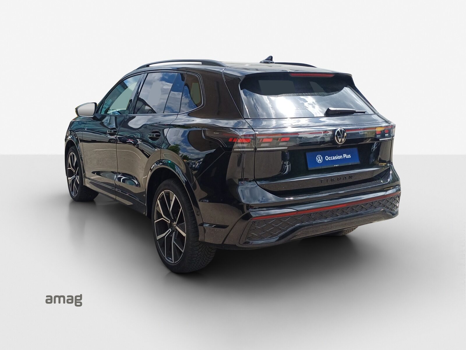 VW Tiguan R-Line, Benzin, Occasion / Gebraucht, Automatik - 3
