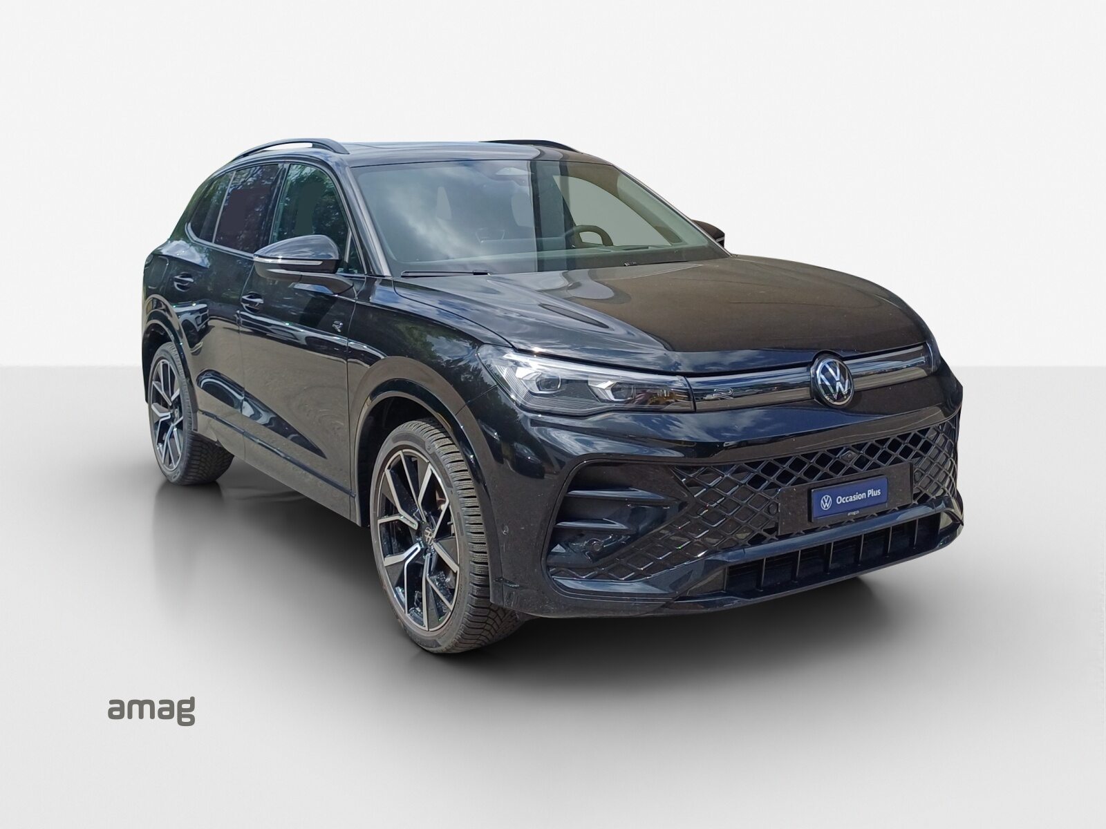 VW Tiguan R-Line, Benzin, Occasion / Gebraucht, Automatik - 6