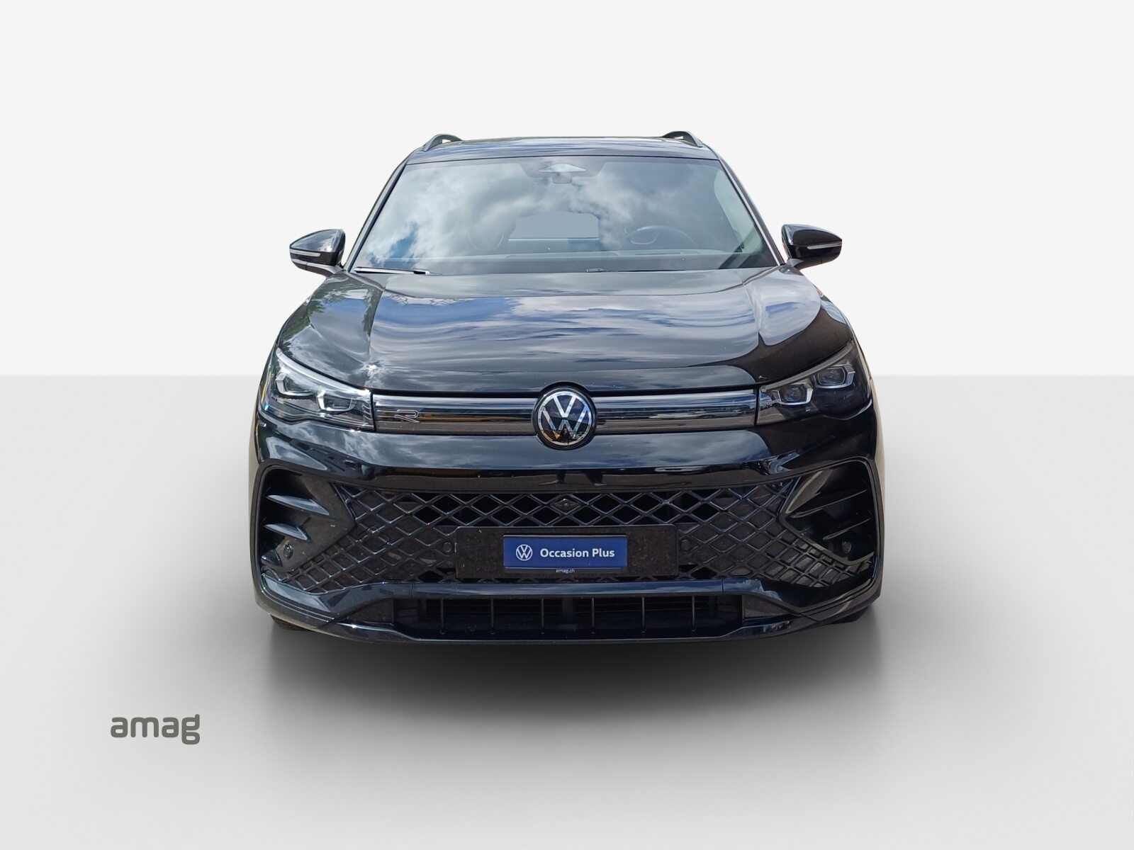 VW Tiguan R-Line, Benzin, Occasion / Gebraucht, Automatik - 7