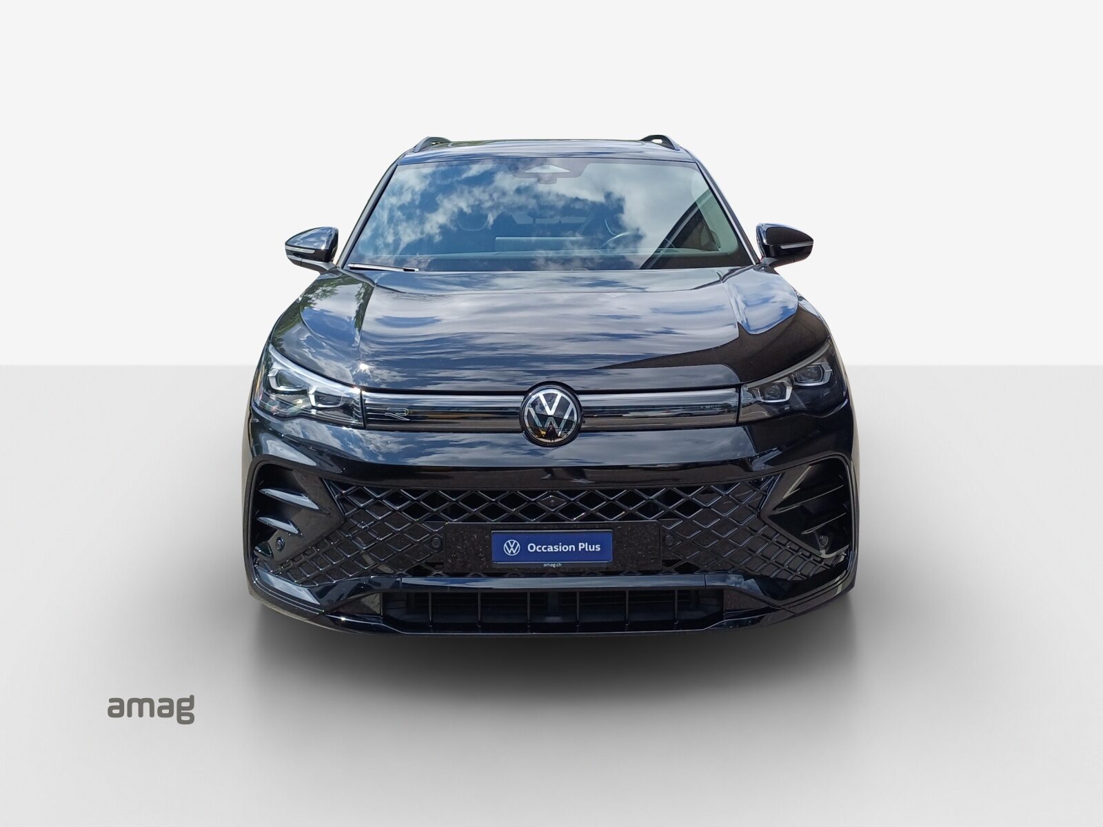 VW Tiguan R-Line, Benzin, Occasion / Gebraucht, Automatik - 7