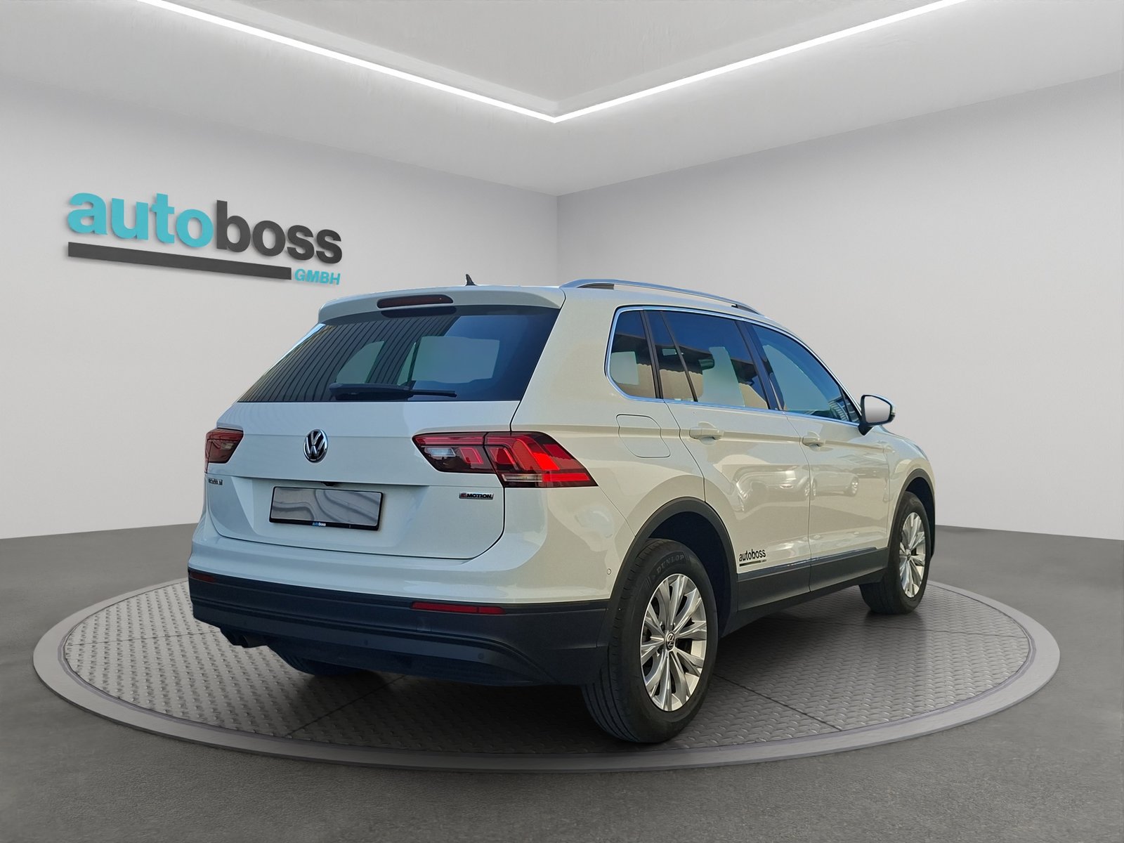 VW Tiguan 2.0TSI Comfortline 4Motion DSG, Benzin, Occasion / Gebraucht, Automatik - 7