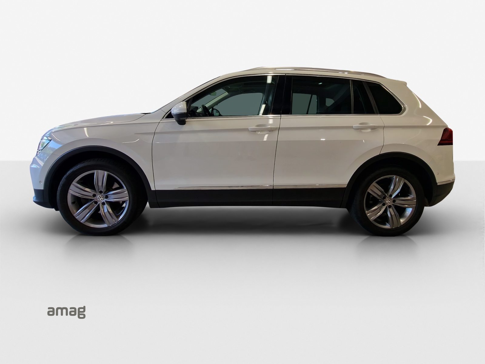 VW NEW Tiguan Highline, Diesel, Occasion / Gebraucht, Automatik - 2
