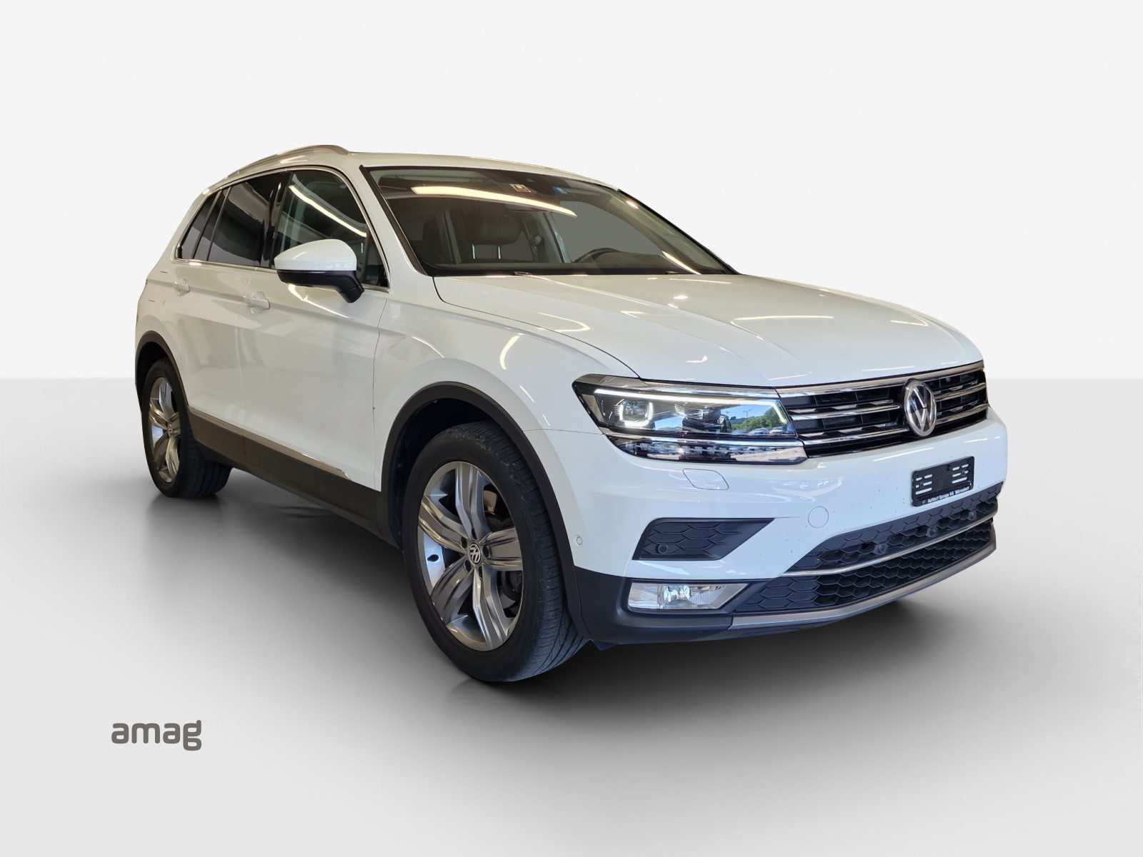 VW NEW Tiguan Highline, Diesel, Occasion / Gebraucht, Automatik - 6