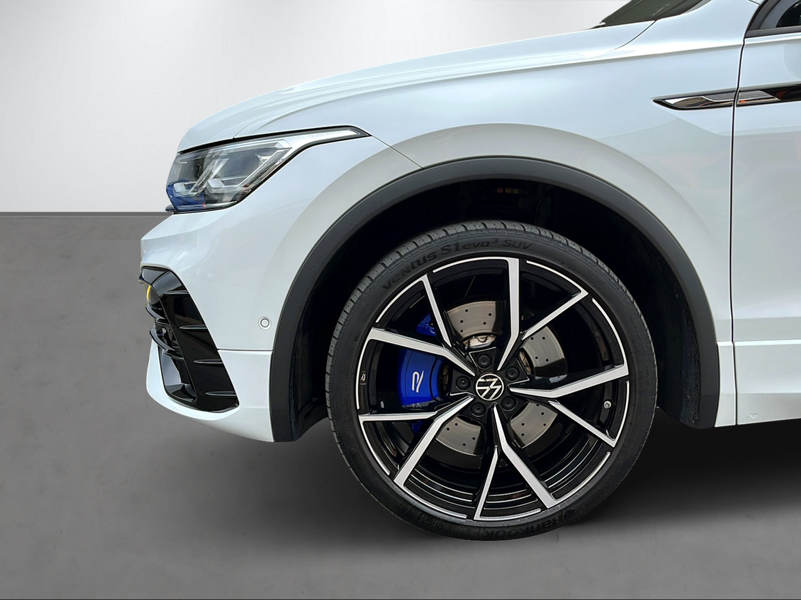 VW Tiguan 2.0 TSI R DSG, Essence, Occasion / Utilisé, Automatique - 5