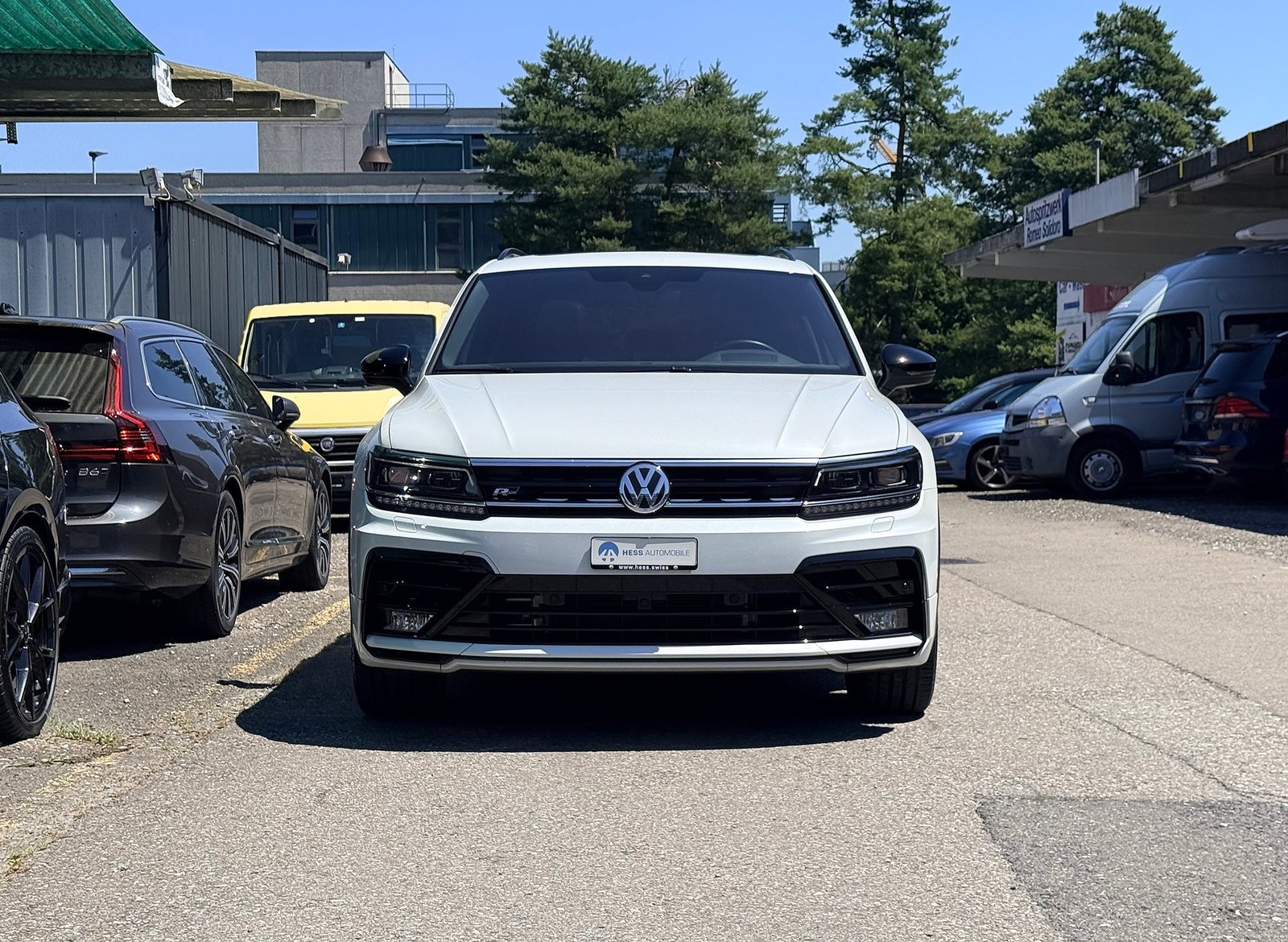 VW Tiguan 2.0TSI R-Line 4Motion DSG, Benzin, Occasion / Gebraucht, Automatik - 2
