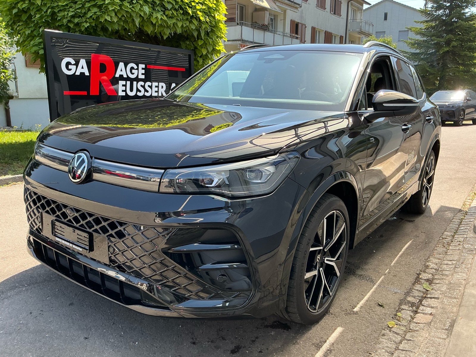 VW Tiguan 2.0 TSI 265 PS 4Motion R-Line *** PANORAMADACH KL