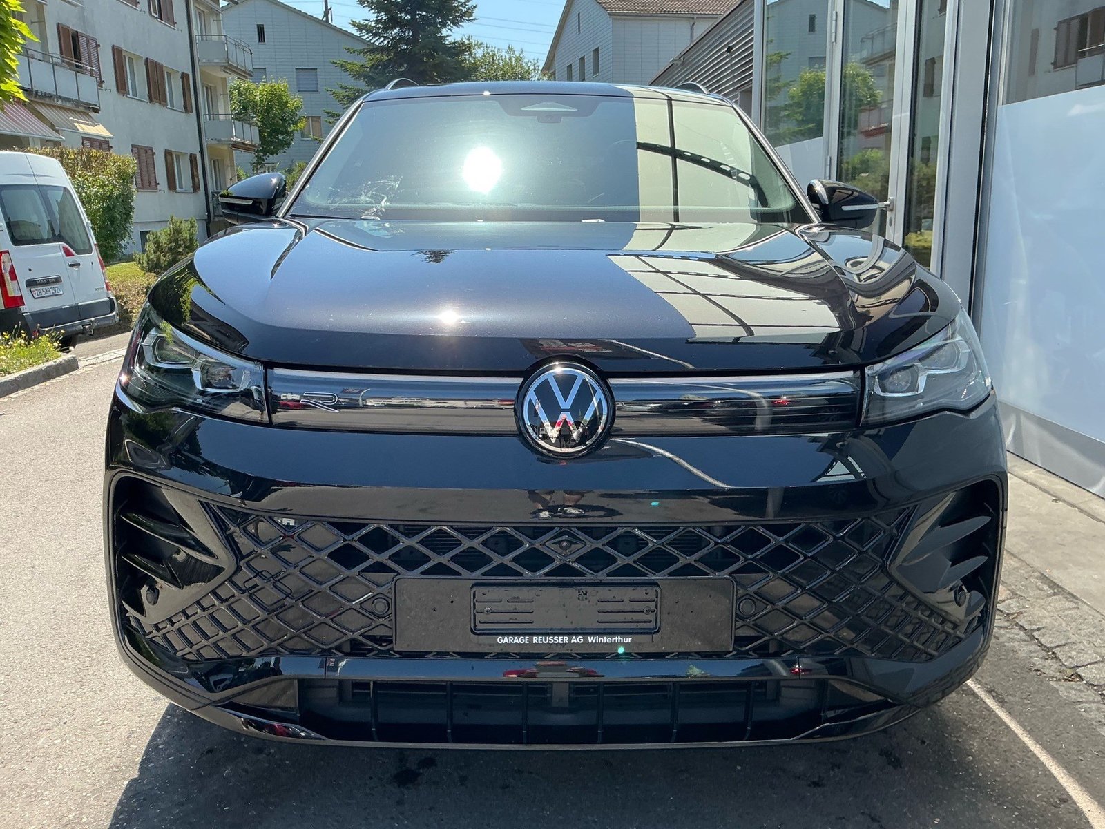 VW Tiguan 2.0 TSI 265 PS 4Motion R-Line *** PANORAMADACH KL, Petrol, Second hand / Used, Automatic - 2