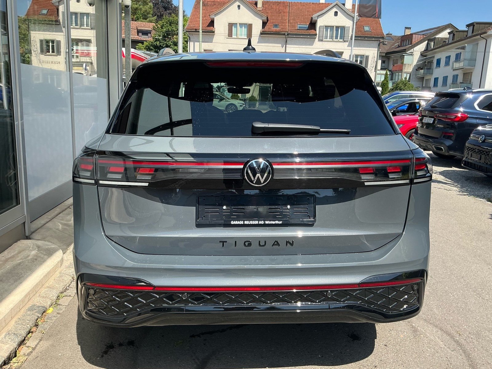 VW Tiguan 2.0 TSI 265 PS 4Motion R-Line *** PANORAMADACH AN, Petrol, Second hand / Used, Automatic - 5