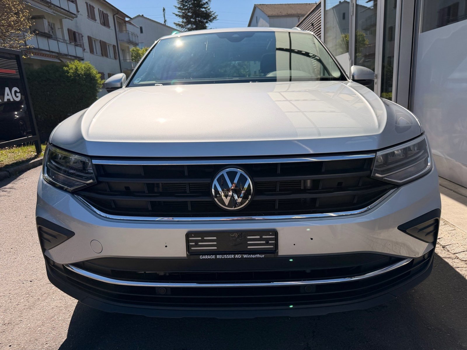 VW Tiguan Move 1.5 TSI DSG *** PANORAMAGLASDACH ***, Petrol, Second hand / Used, Automatic - 2