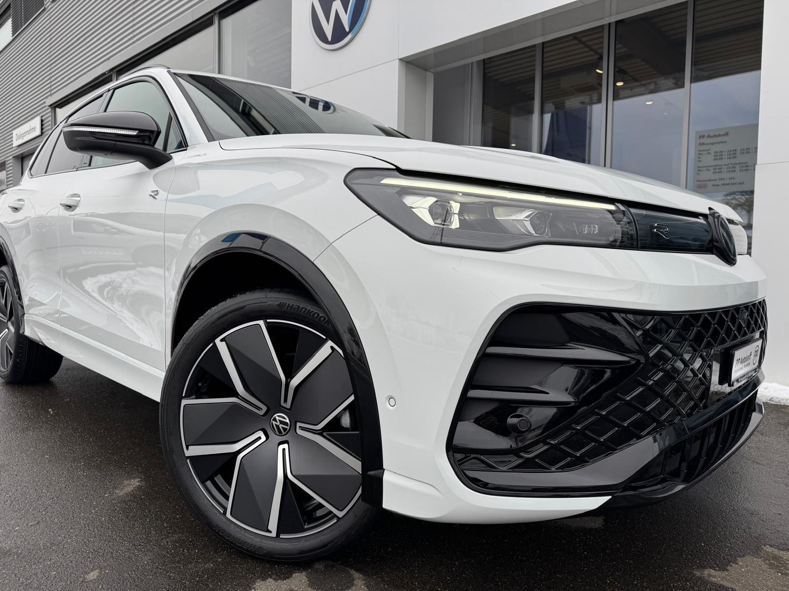 VW Tiguan R-Line, Benzin, Occasion / Gebraucht, Automatik - 2
