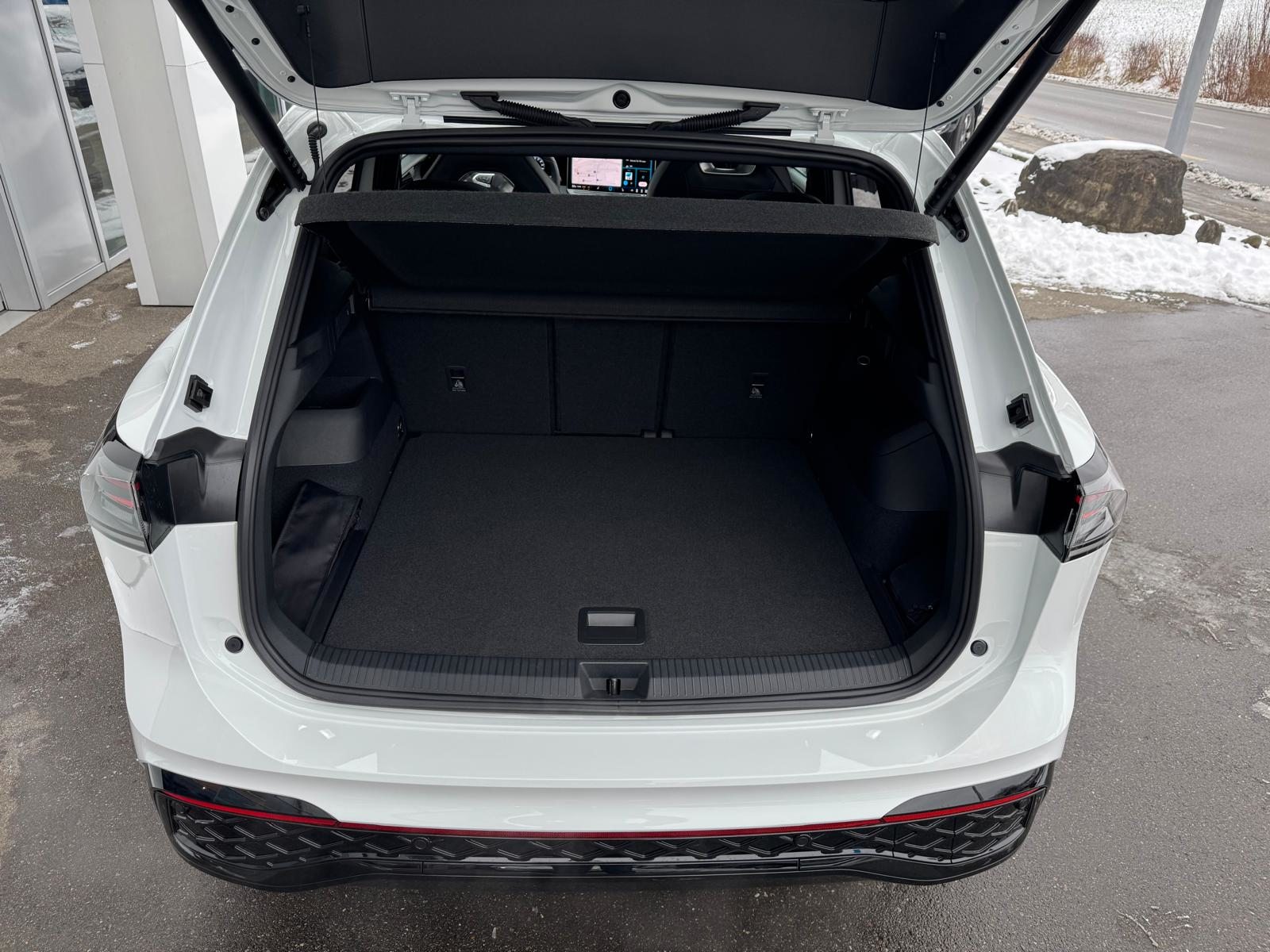 VW Tiguan R-Line, Benzin, Occasion / Gebraucht, Automatik - 5
