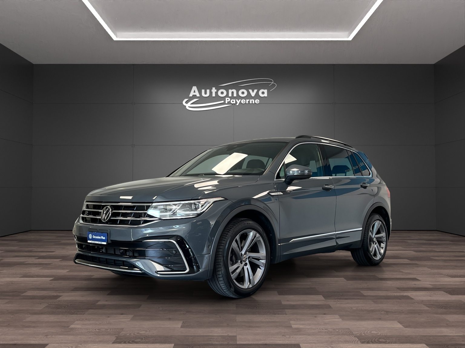 VW Tiguan R-Line