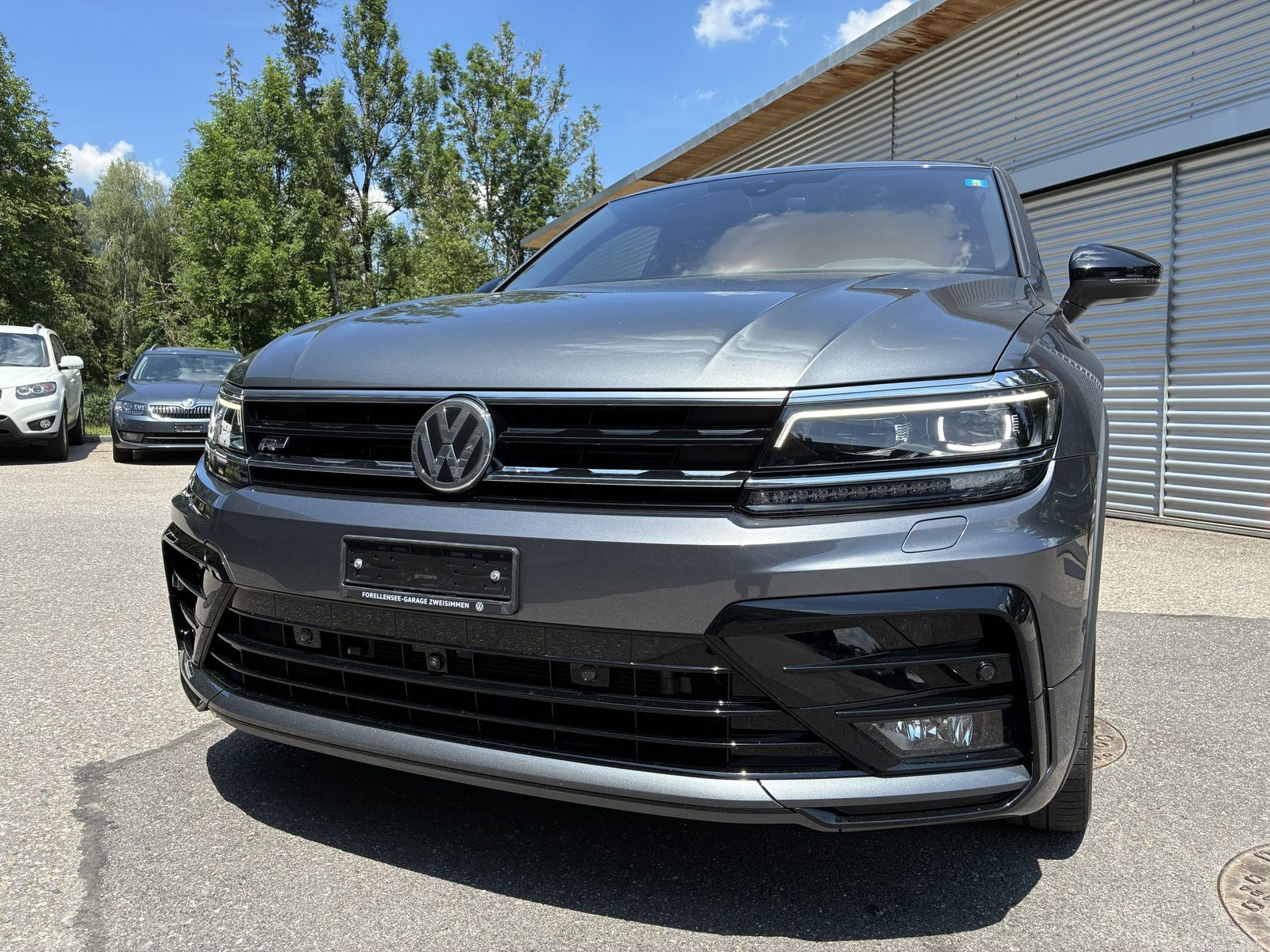 VW Tiguan Highline, Petrol, Second hand / Used, Automatic - 4