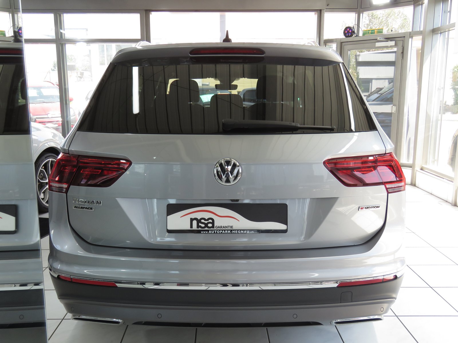 VW Tiguan Allspace 2.0TSI Highline 4Motion DSG, Petrol, Second hand / Used, Automatic - 5