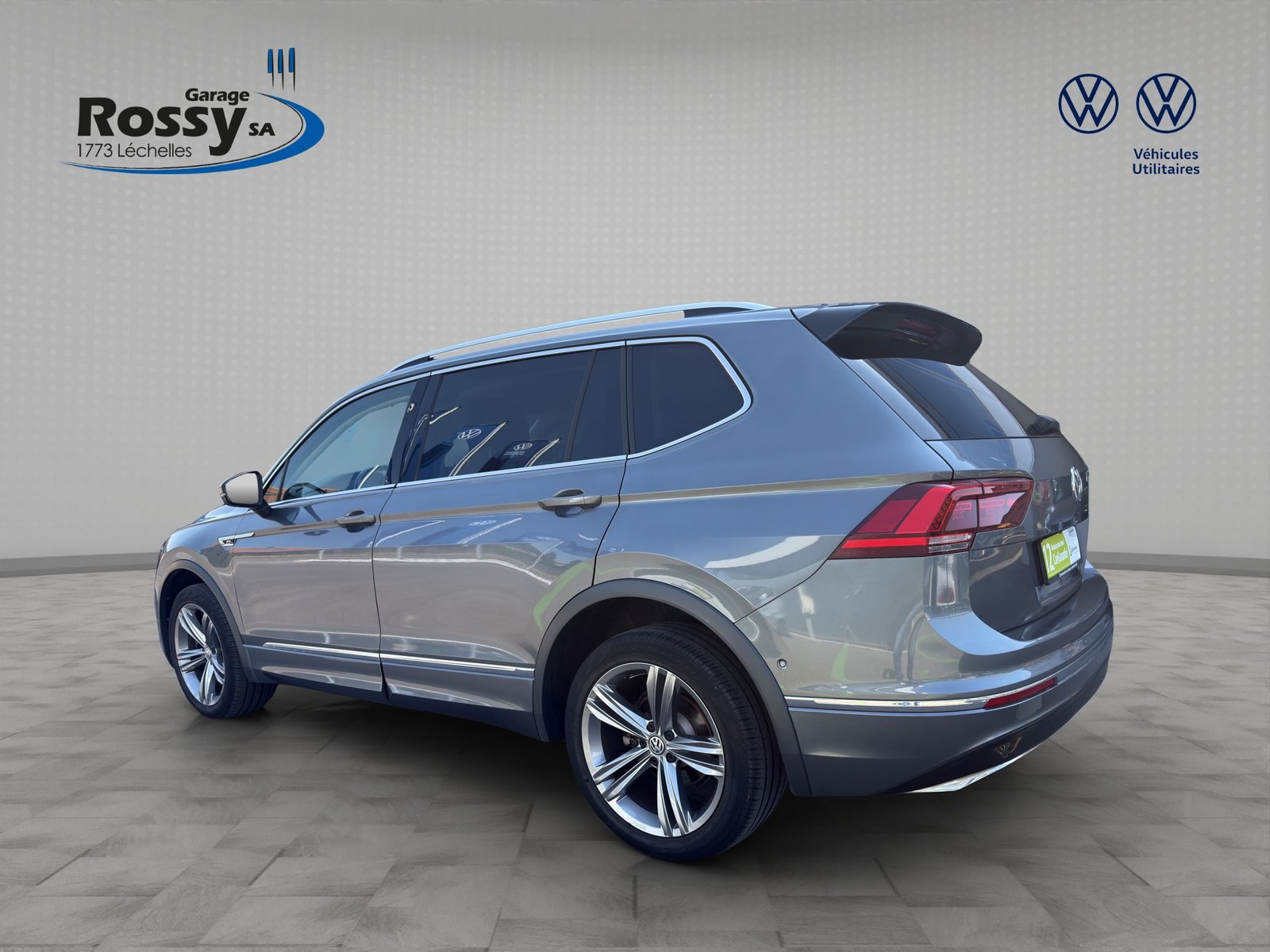 VW Tiguan Allspace 2.0TSI Highline 4Motion DSG, Petrol, Second hand / Used, Automatic - 4