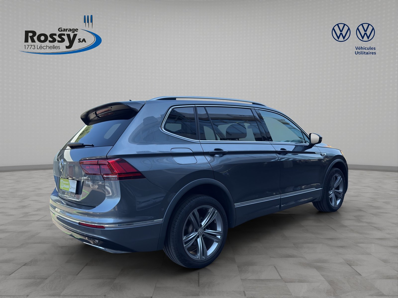VW Tiguan Allspace 2.0TSI Highline 4Motion DSG, Petrol, Second hand / Used, Automatic - 6
