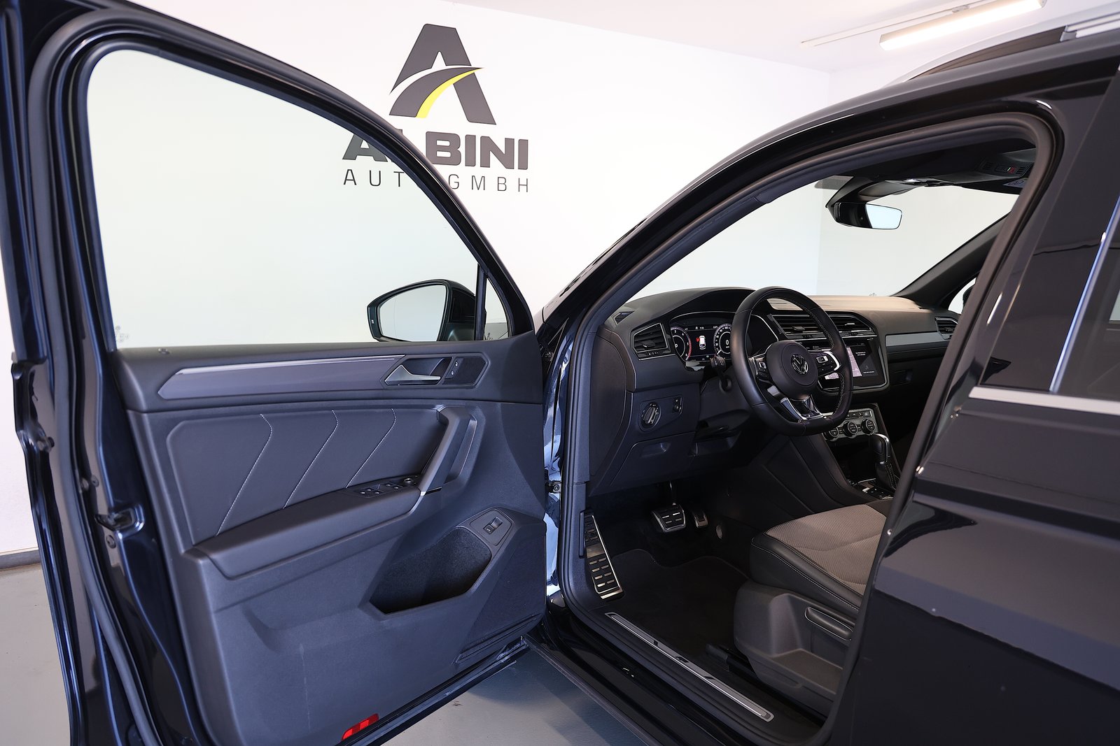 VW Tiguan Allspace 2.0 TDI SCR R-Line 4Motion DSG, Diesel, Occasion / Utilisé, Automatique - 5