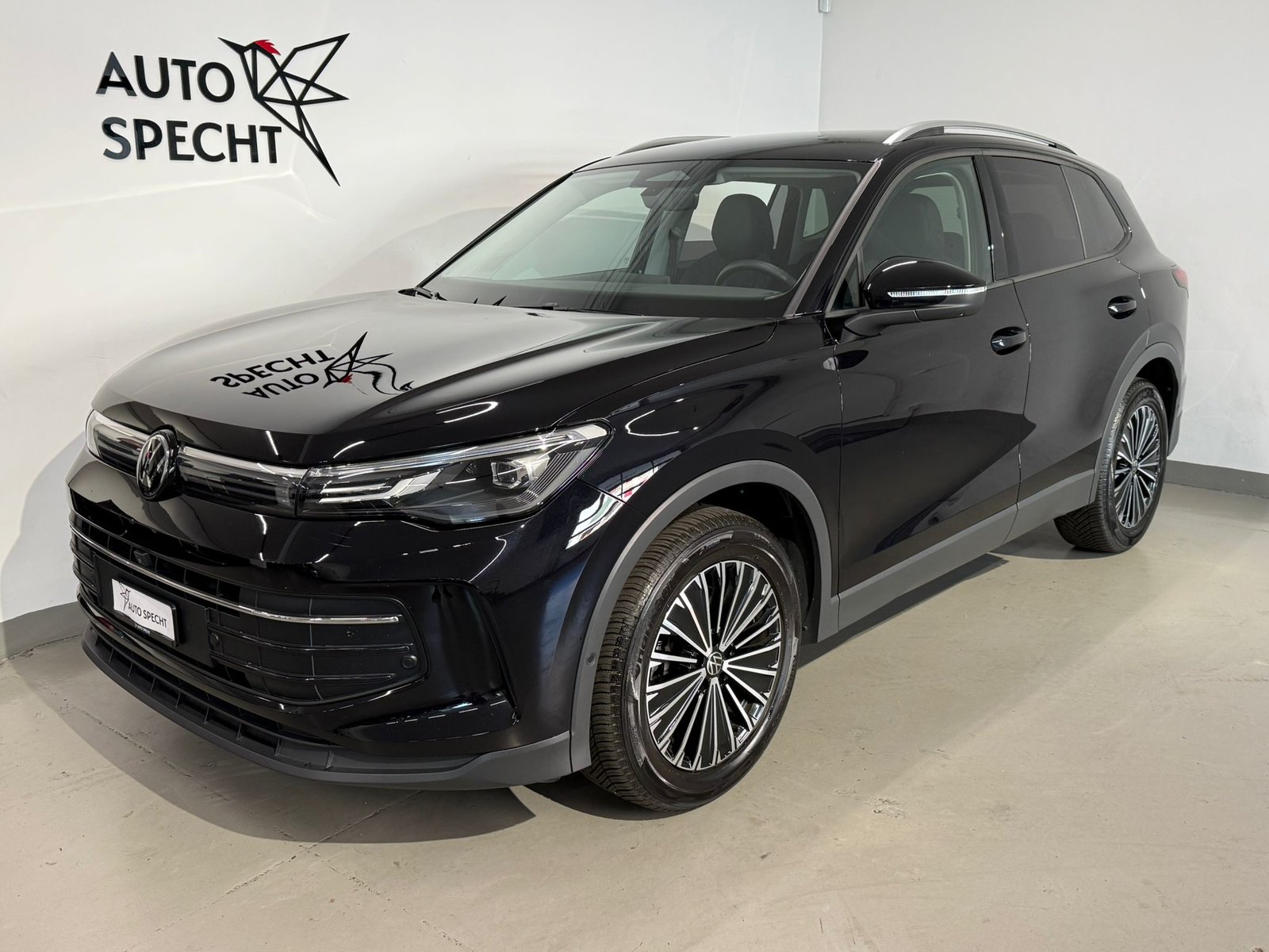 VW Tiguan 2.0 TDI SCR Life DSG, Diesel, Second hand / Used, Automatic - 2