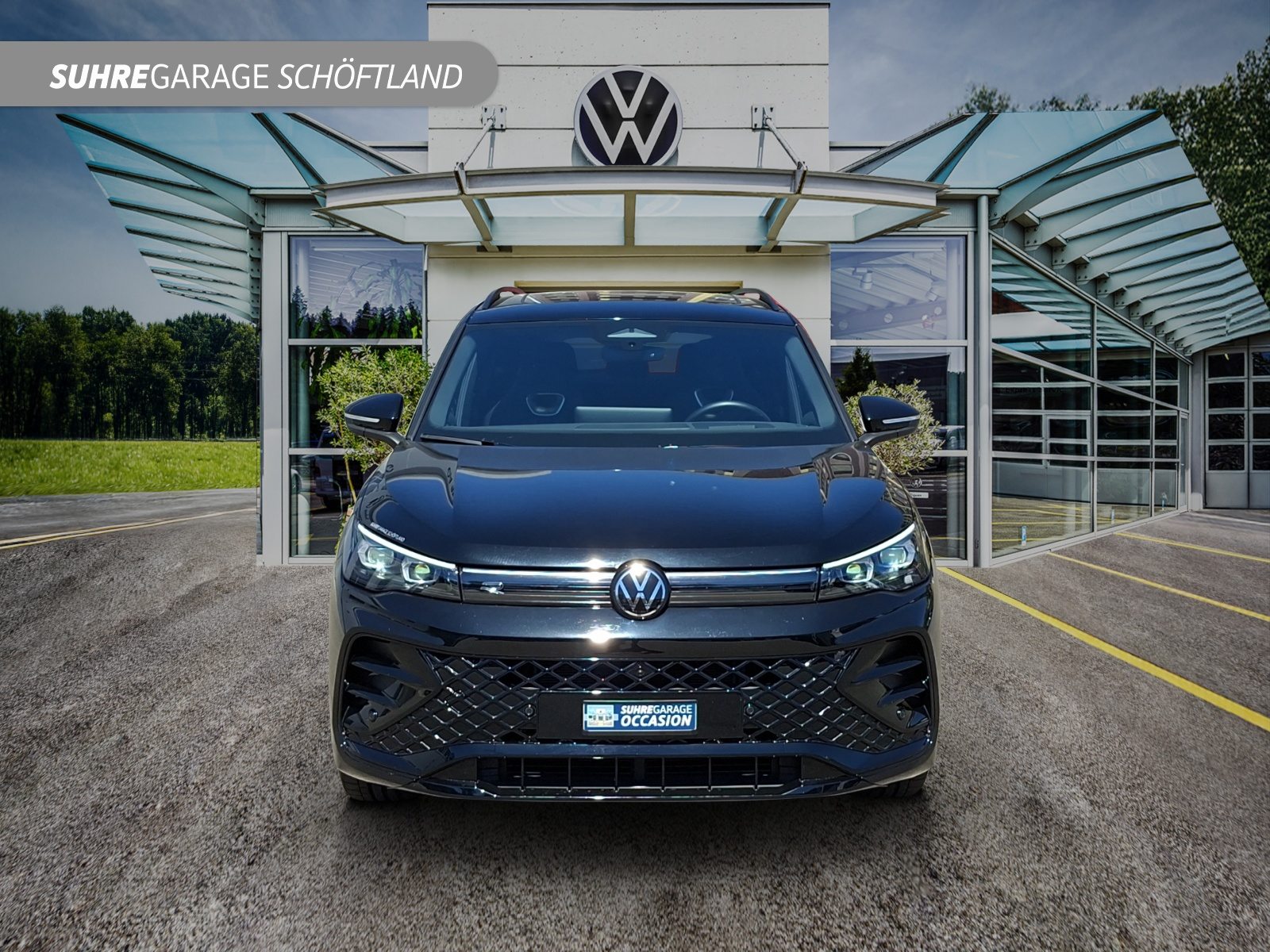VW Tiguan R-Line, Petrol, Second hand / Used, Automatic - 3