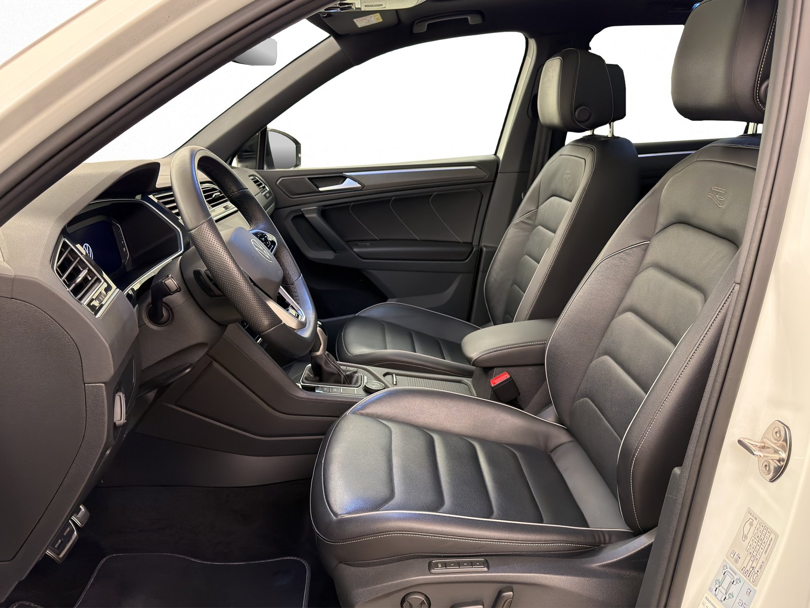 VW Tiguan 2.0 TSI R-Line DSG, Benzina, Occasioni / Usate, Automatico - 5