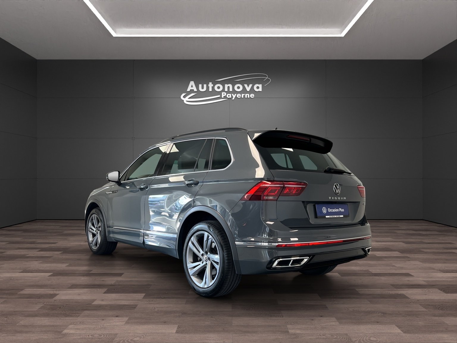VW Tiguan 2.0TSI R-Line 4Motion DSG, Benzin, Occasion / Gebraucht, Automatik - 4