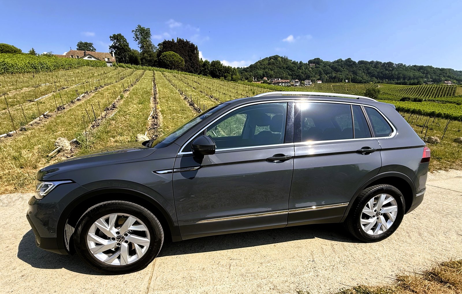 VW Tiguan 2.0 TDI SCR Elegance 4Motion DSG, Diesel, Second hand / Used, Automatic - 4