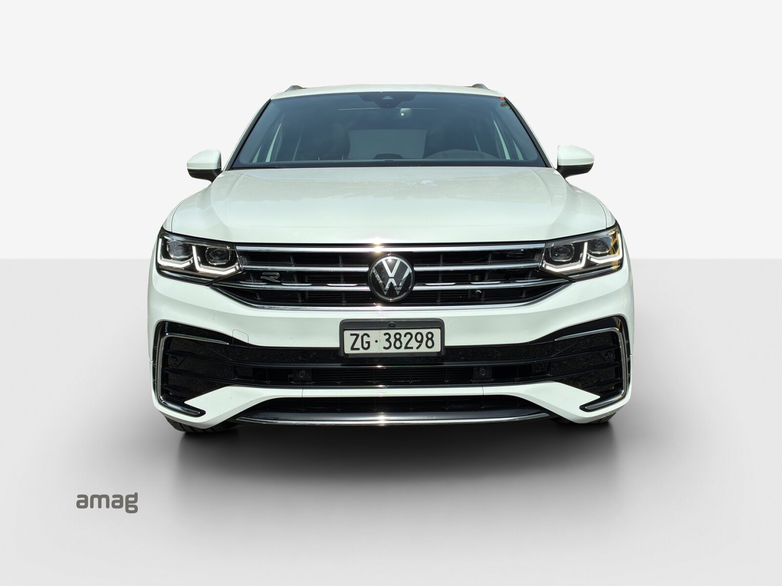 VW Tiguan R-Line, Benzin, Occasion / Gebraucht, Automatik - 7