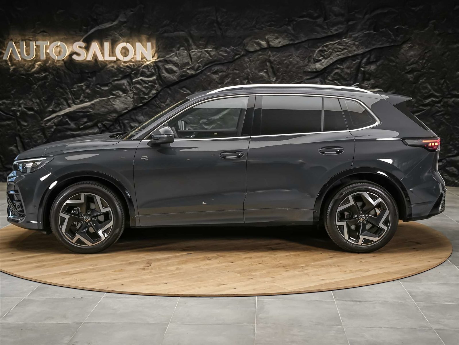 VW Tiguan 1.5 TSI evo2 mHEV R-Line DSG *Head Up*Abstandsregl, Essence, Occasion / Utilisé, Automatique - 3