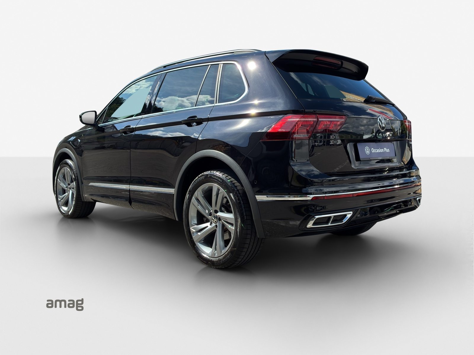 VW Tiguan R-Line SELECTION PHEV, Full-Hybrid Petrol/Electric, Second hand / Used, Automatic - 3