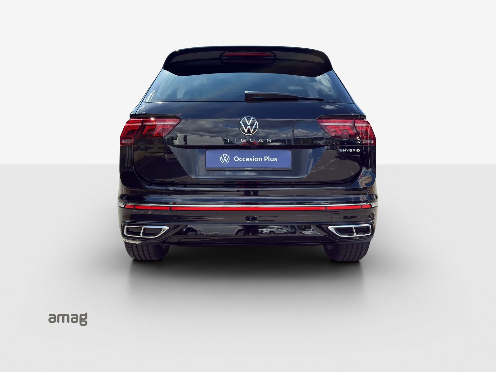 VW Tiguan R-Line SELECTION PHEV, Full-Hybrid Petrol/Electric, Second hand / Used, Automatic - 4