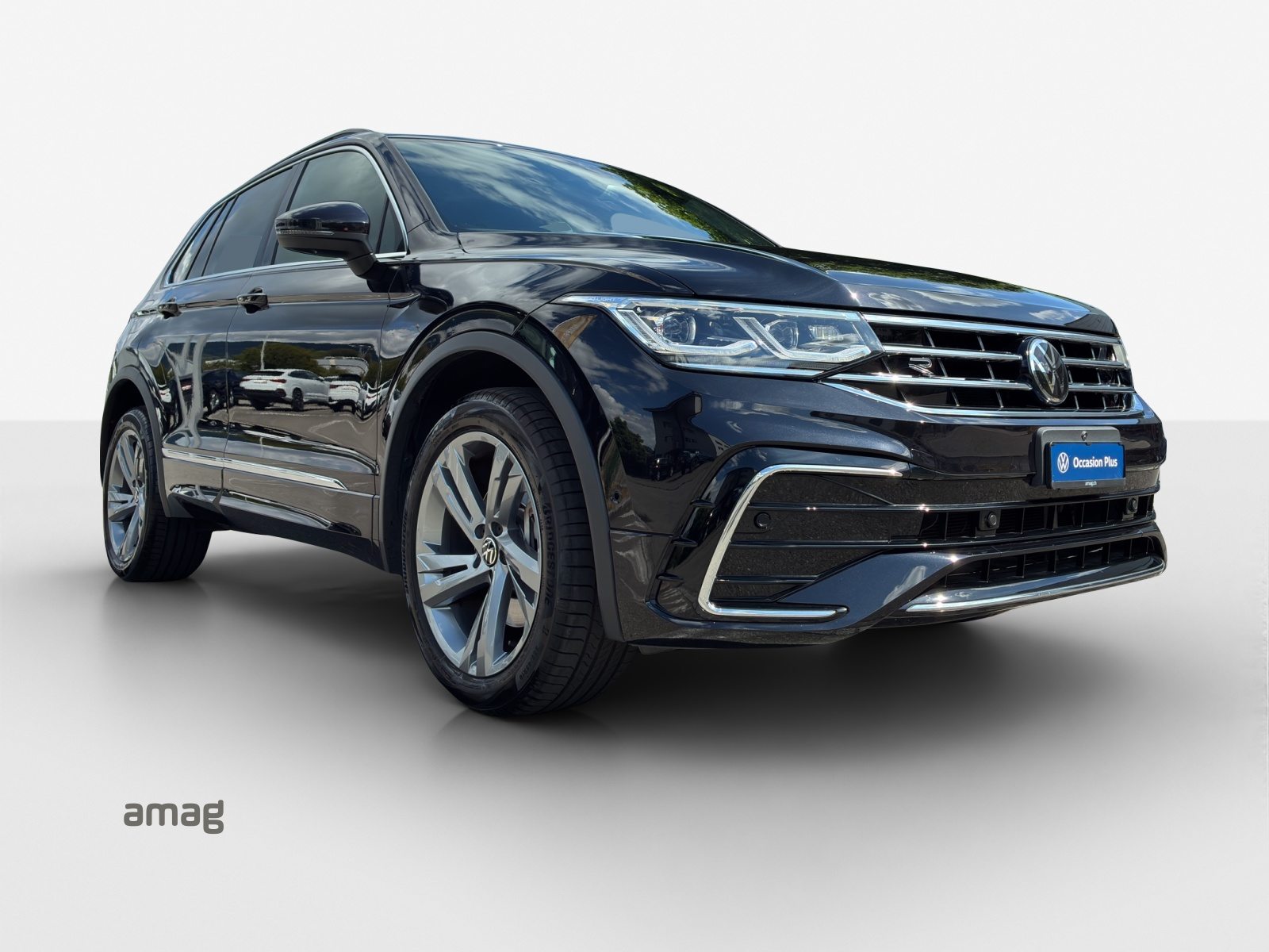 VW Tiguan R-Line SELECTION PHEV, Full-Hybrid Petrol/Electric, Second hand / Used, Automatic - 6