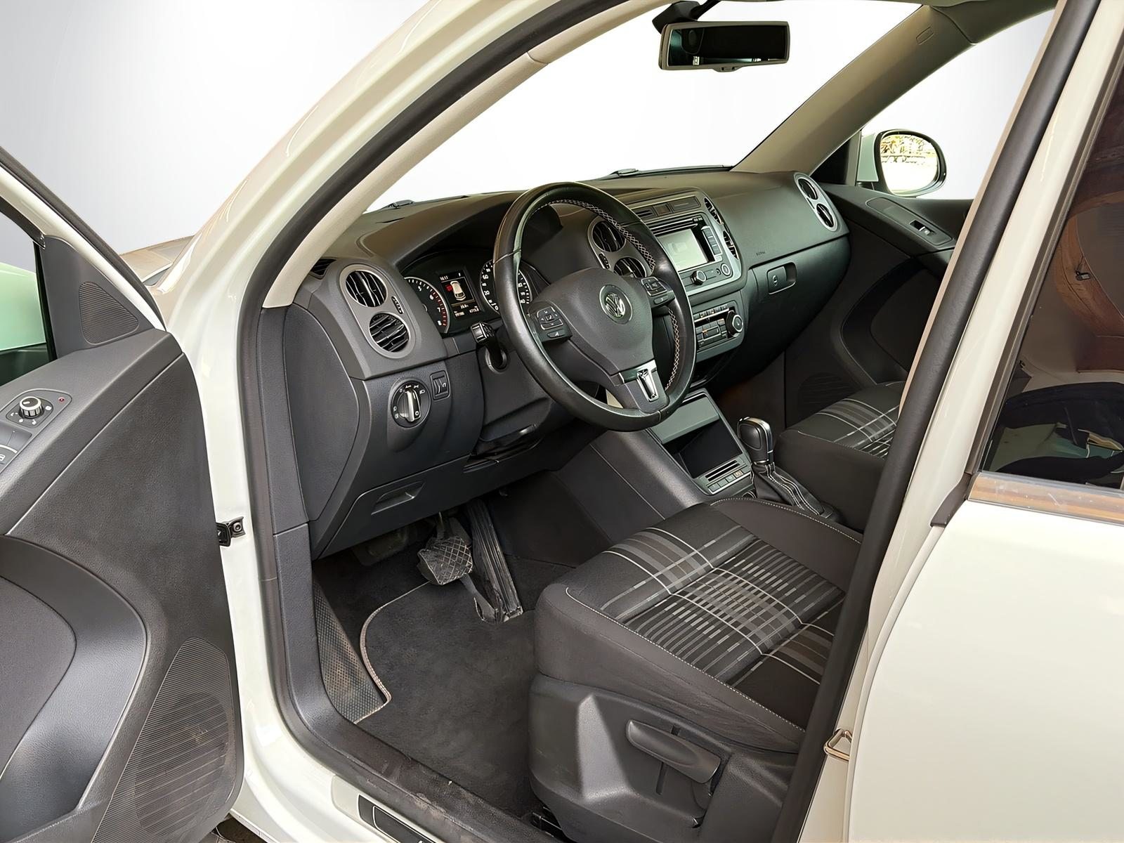 VW Tiguan 2.0 TSI 180 Design DSG, Essence, Occasion / Utilisé, Automatique - 7