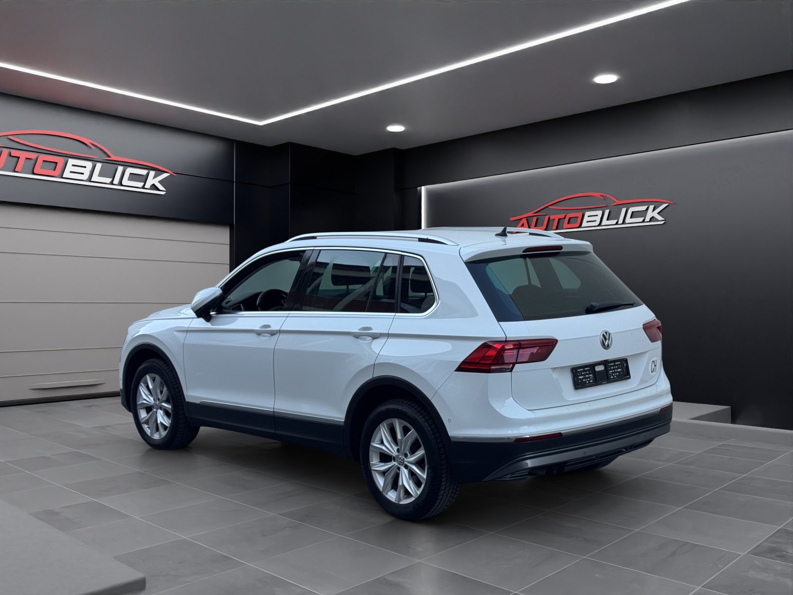 VW Tiguan 2.0 TDI SCR Highline 4Motion DSG, Diesel, Occasioni / Usate, Automatico - 2