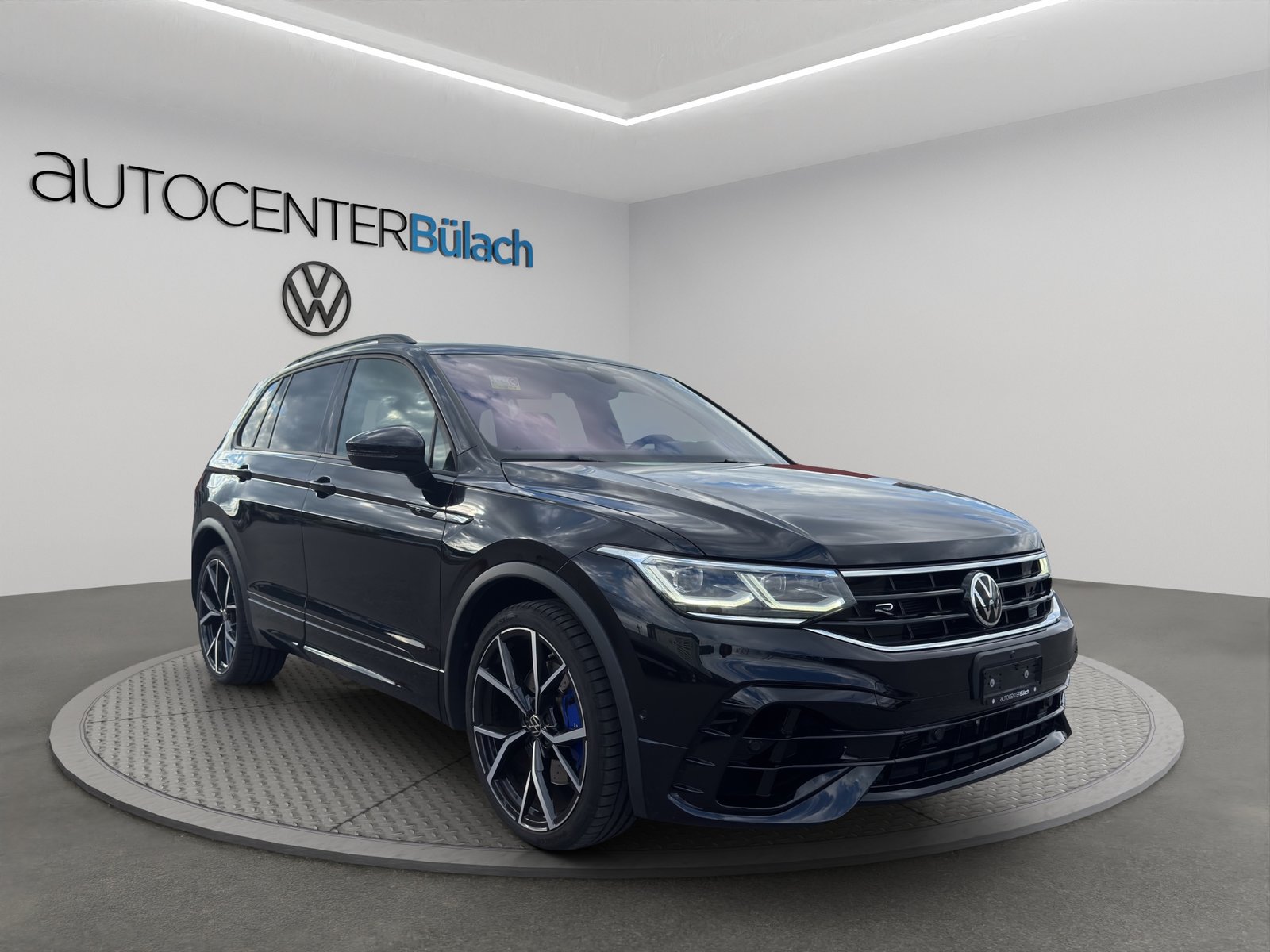 VW Tiguan 2.0TSI R 4Motion DSG, Benzin, Occasion / Gebraucht, Automatik - 3