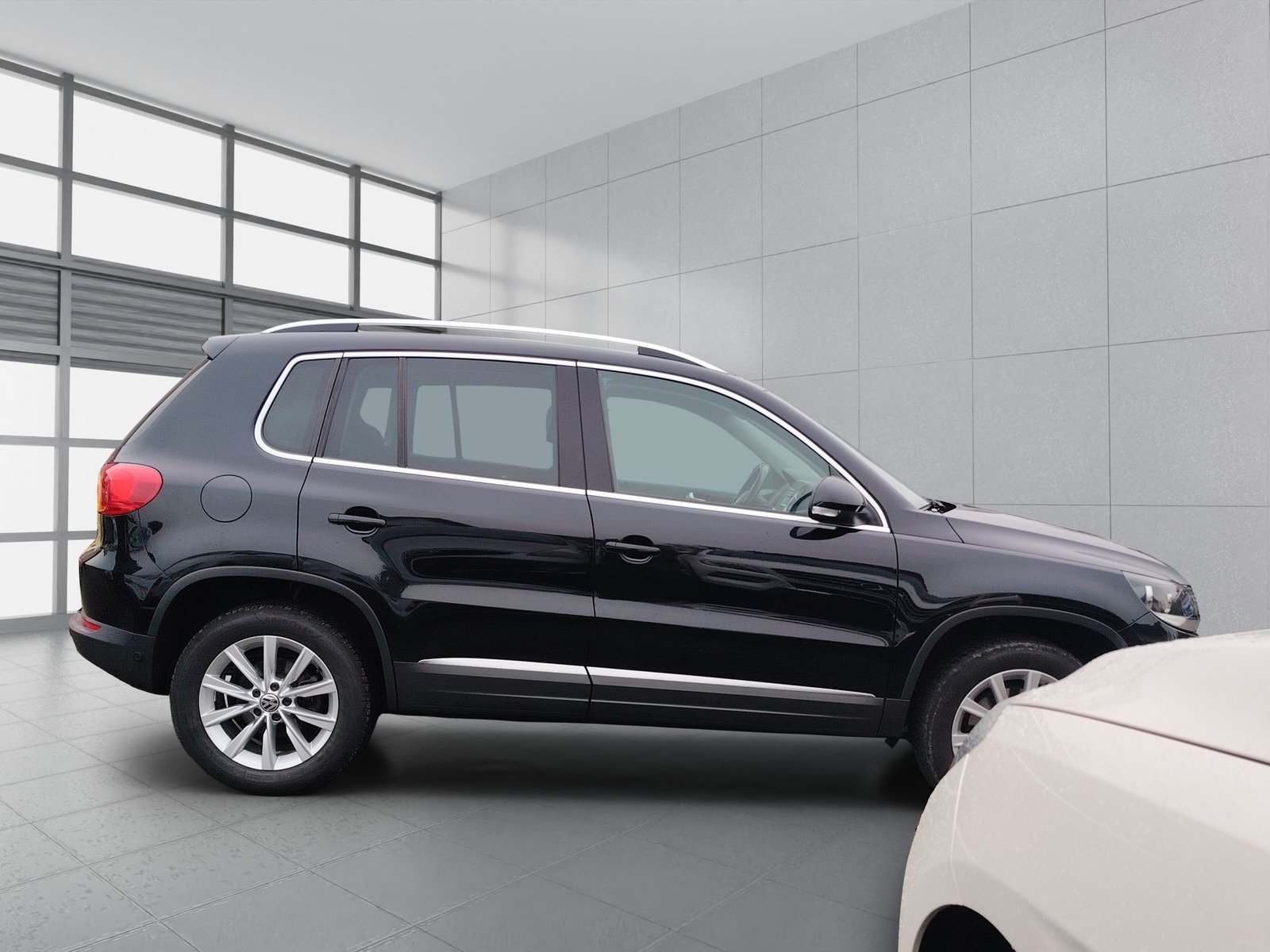 VW Tiguan 2.0 TDI BlueMotion TrendFun 4Motion DSG, Diesel, Second hand / Used, Automatic - 4