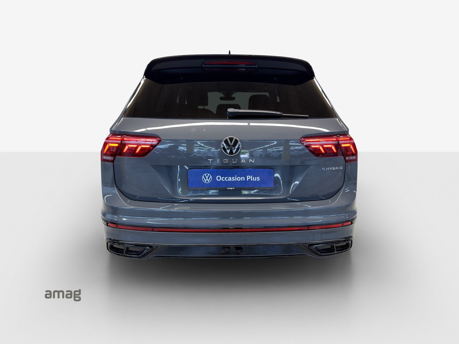 VW Tiguan R-Line SELECTION PHEV, Voll-Hybrid Benzin/Elektro, Occasion / Gebraucht, Automatik - 4