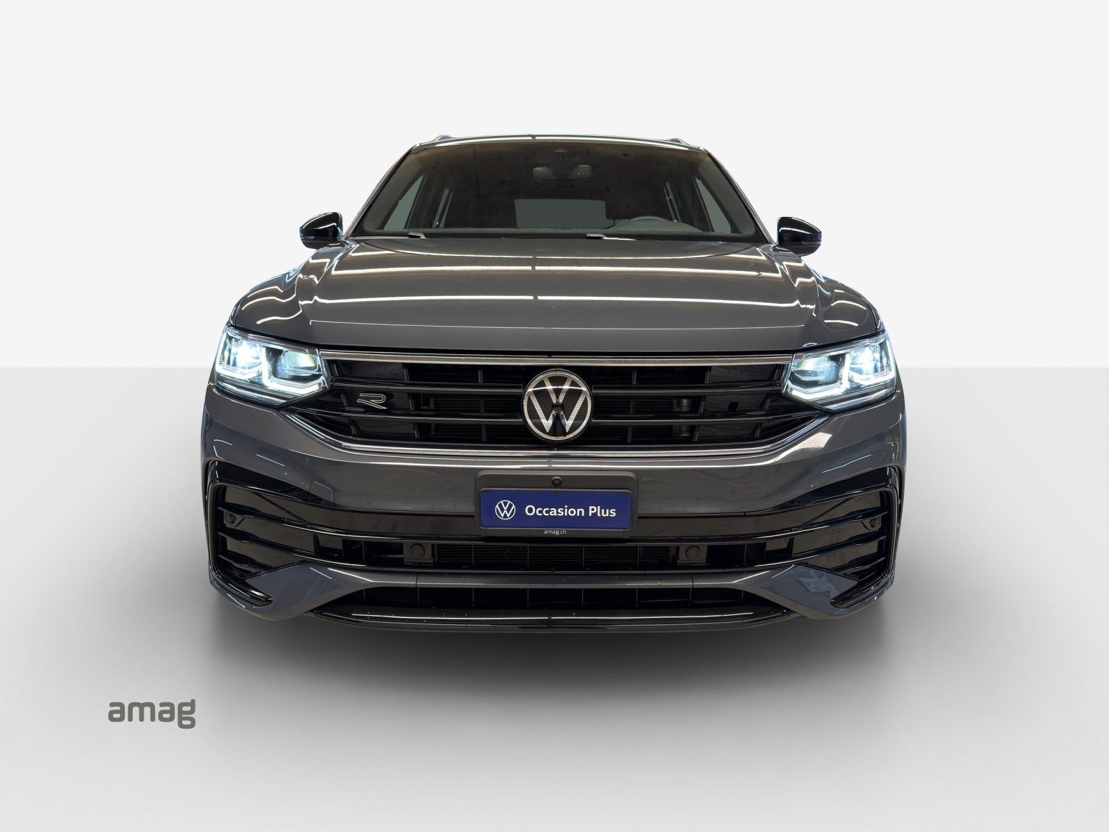 VW Tiguan R-Line SELECTION PHEV, Voll-Hybrid Benzin/Elektro, Occasion / Gebraucht, Automatik - 7