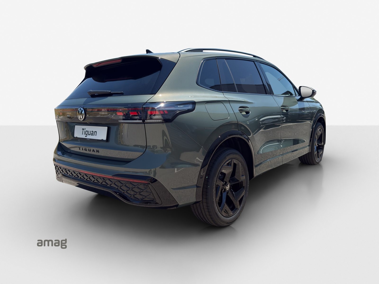 VW Tiguan R-Line, Voll-Hybrid Benzin/Elektro, Occasion / Gebraucht, Automatik - 5