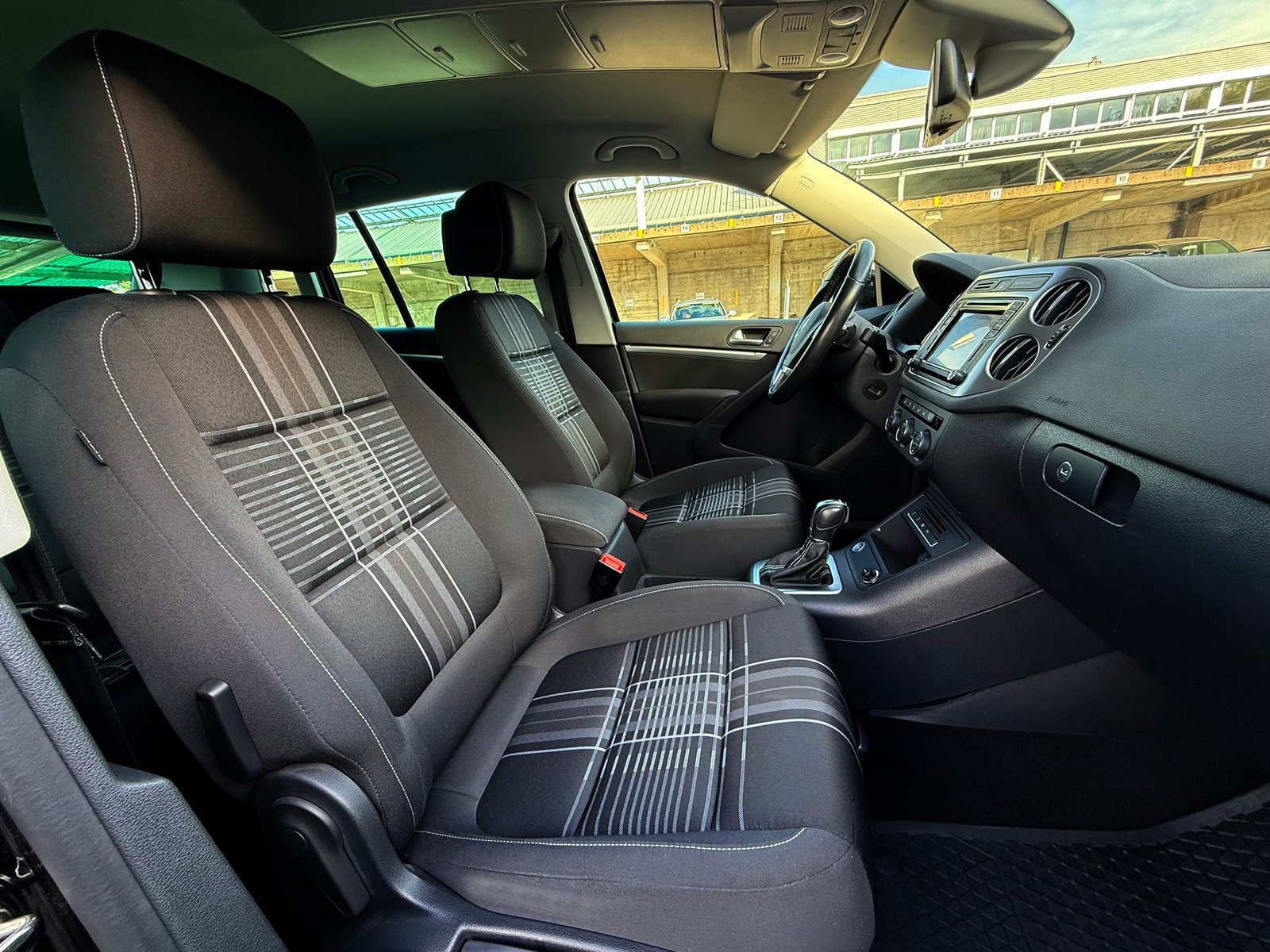 VW Tiguan 2.0 TDI Lounge 4Motion DSG Automat, Diesel, Occasion / Utilisé, Automatique - 7